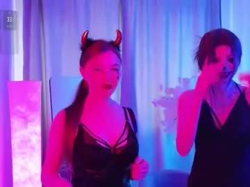 berry_bloom on Chaturbate 