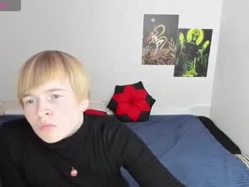 cattie_w_ on Chaturbate