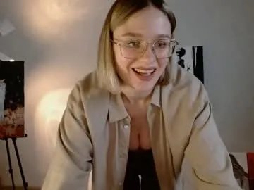 charming_beauty on Chaturbate