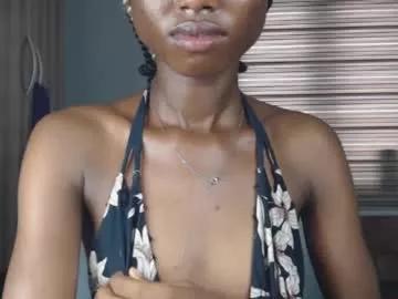 choco_petitqueen on Chaturbate 
