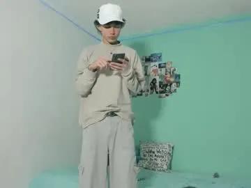 club_latinboys — FULL NAKED [76 tokens remaining]