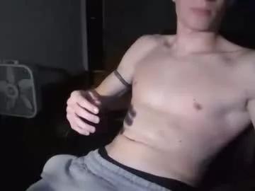 collegemuscle19 from Chaturbate