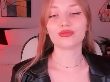 dakotamabs —   -      // GOAL:  Sit on you (suffocate under my ass) [217 tokens left] #mistress #sissy #sph #humiliation #latex