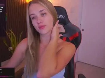 danikadillan — Hi  - Goal: playful fingers goal  #natural #bigass #feet #18 #cute