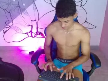 deivid_bigcock1 on Chaturbate