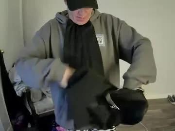 edgeofinsanity13 on Chaturbate 