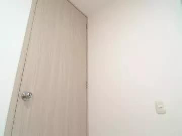 emmily_forever from Chaturbate