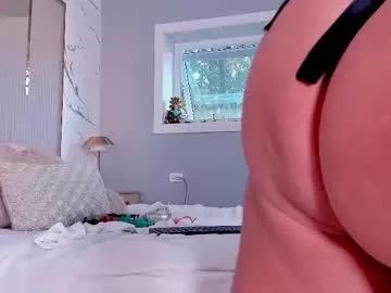 jadeh_williams02 — Jadeh time        #bigass        #mature #natural  #milf  #mommy -- Current Goal:  Big Cum and Squirt  once countdown reaches zero [1777 tokens to goal]