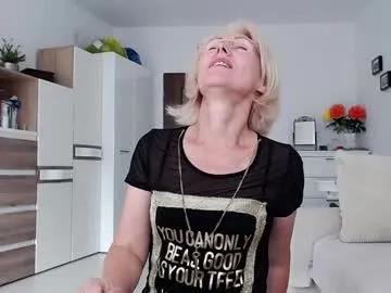 jasmin18v — Lovense is on, ... dress off,  make me squirt if you can :) [1000 tokens remaining]
