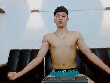 john_ssnow29 on Chaturbate