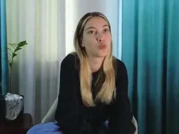 jolyndeb — Goal: Sniff finger  Hi ! This is me lets Show funny faces to each other :D! #shy #new #skinny #teen #cute [44 tokens remaining]