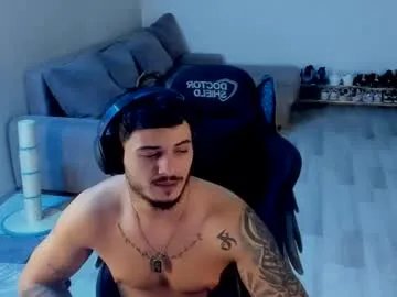 jonnyporn1 on Chaturbate