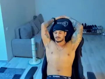 jonnyporn1 on Chaturbate
