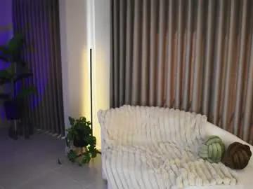 jovanna_smyth — Start naked tease -> Slow strip [566 tokens left] #latina #bigboobs #bigass #new #curvy