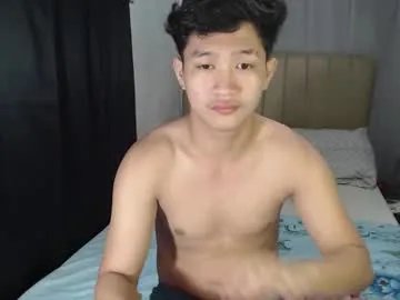justcallme_cyril on Chaturbate