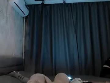 kira_yammy — Naked ass  #braces #dance #natural #pvt #young [788 tokens remaining]