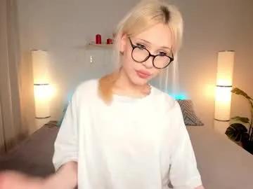 kristial_soopxxx — Lovense: Interactive Toy that vibrates with your Tips - Goal is : nude teasing dance #teen #young #blonde #trans #slim