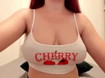 laracara on Chaturbate 