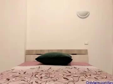 laracara on Chaturbate 