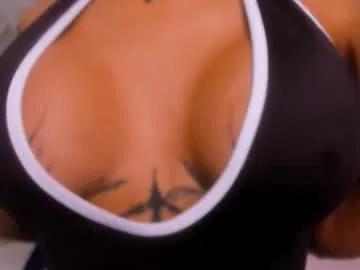 laurensaenz — fuck me daddy...!  | #mistress #ebony #erotic #bigboobs #bigass [666 tokens remaining]