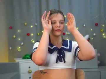 lookatmehabibi_ on Chaturbate