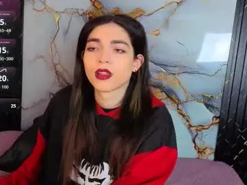 maevekuro on Chaturbate