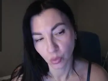 mary_love16 — hi Maria     #leggings #heels #latex #pantyhose #legs # [105 tokens remaining]