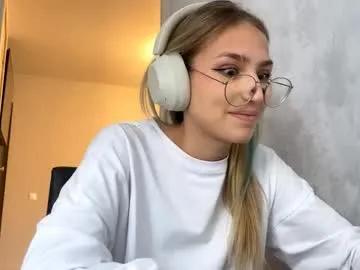 maryaliceprinn — Goal: Warm me I am new here and your support is very important to me! Thank you! ^^ #teen #18 #cute #new #shy [319 tokens remaining]