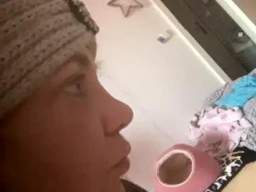 melli23 from Chaturbate