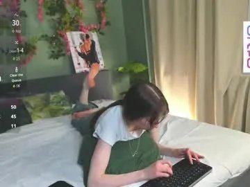 michele_mack on Chaturbate