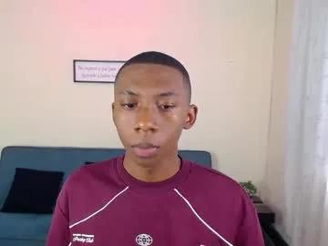 miiloo18 on Chaturbate 
