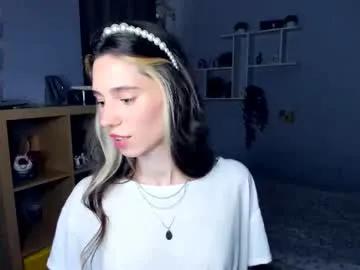 misschaotic_ — Goal: take off my shorts <3 Hey, my name is Shelley #18 #shy #new #cute #teen [154 tokens remaining]