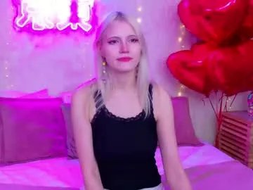 nellloyns — Goal: squeeze boobs, tease closer  #18 #new #lush #lovense #blonde  - Next Goal: AHEGAO 