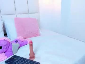 nina_sweetz — GOAL: cum in my face [80 tokens remaining] Let's enjoy, I'm burning  #pantyhose #saliva #pinay #blowjob #deepthroat