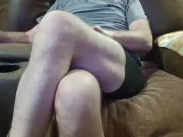 outdoorsmanmark71 on Chaturbate