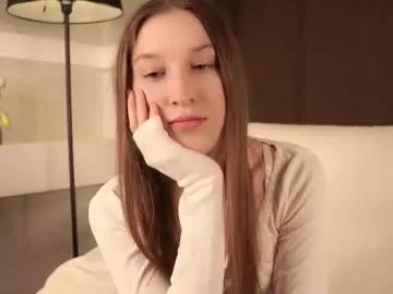 oziecarmona — GOAL: Squeeze those beautiful breasts [28 tokens remaining] Happy to see you here ! #new #cute #18 #smalltits #teen