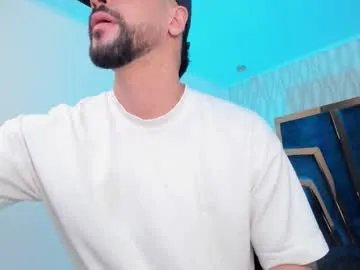 petesevans_1 on Chaturbate