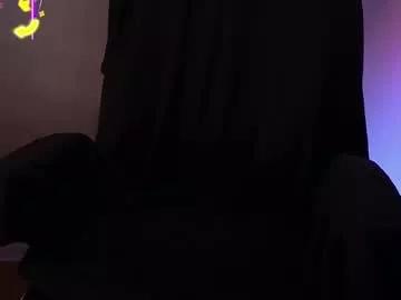 pretty_kitsune model from Chaturbate