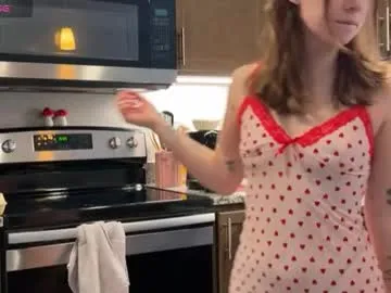 princessbaby525 — hangout w/me :) // GOAL: striptease & shower w/me [1000 tokens left] #cute #lovense #young #natural #new