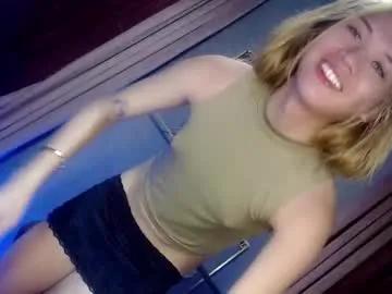 queena10 on Chaturbate 