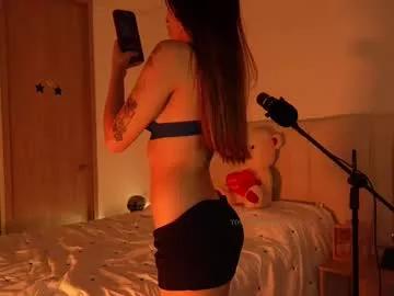 rosseyquiin from Chaturbate