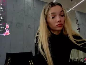 sassyt33n from Chaturbate
