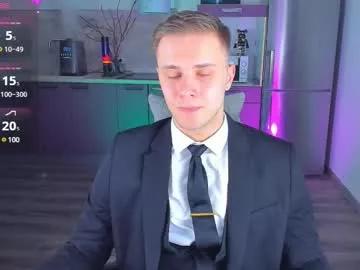 successful_lama from Chaturbate