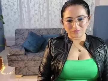 tessa_drawing from Chaturbate
