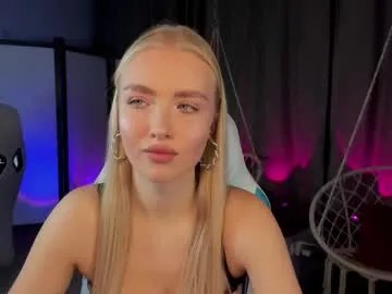 tessahamilton — #mistress #sph #blonde #femdom #latex