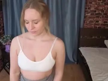 tralalelo_tralalaa — GOAL: Remove top [154 tokens remaining] Hey! Im Lina! Im new here <3 #new #bigboobs #bigass #natural #blonde