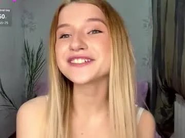 ulalittlepage — GOAL: UH Vibes 85 sec [65 tokens remaining] Hey Vikki HERE! Im #blonde a bit #shy girl here! Lets look what we can do here  #skinny #18 #cute