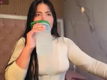 victoria_b_ — GOAL: show and bounce tits [90 tokens remaining] I'm going to provoke you so much that you won't want to run away from this bed #teen  #latina #18   #smalltits #young