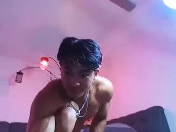 viniveexxiera from Chaturbate