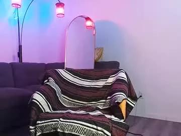 viniveexxiera from Chaturbate